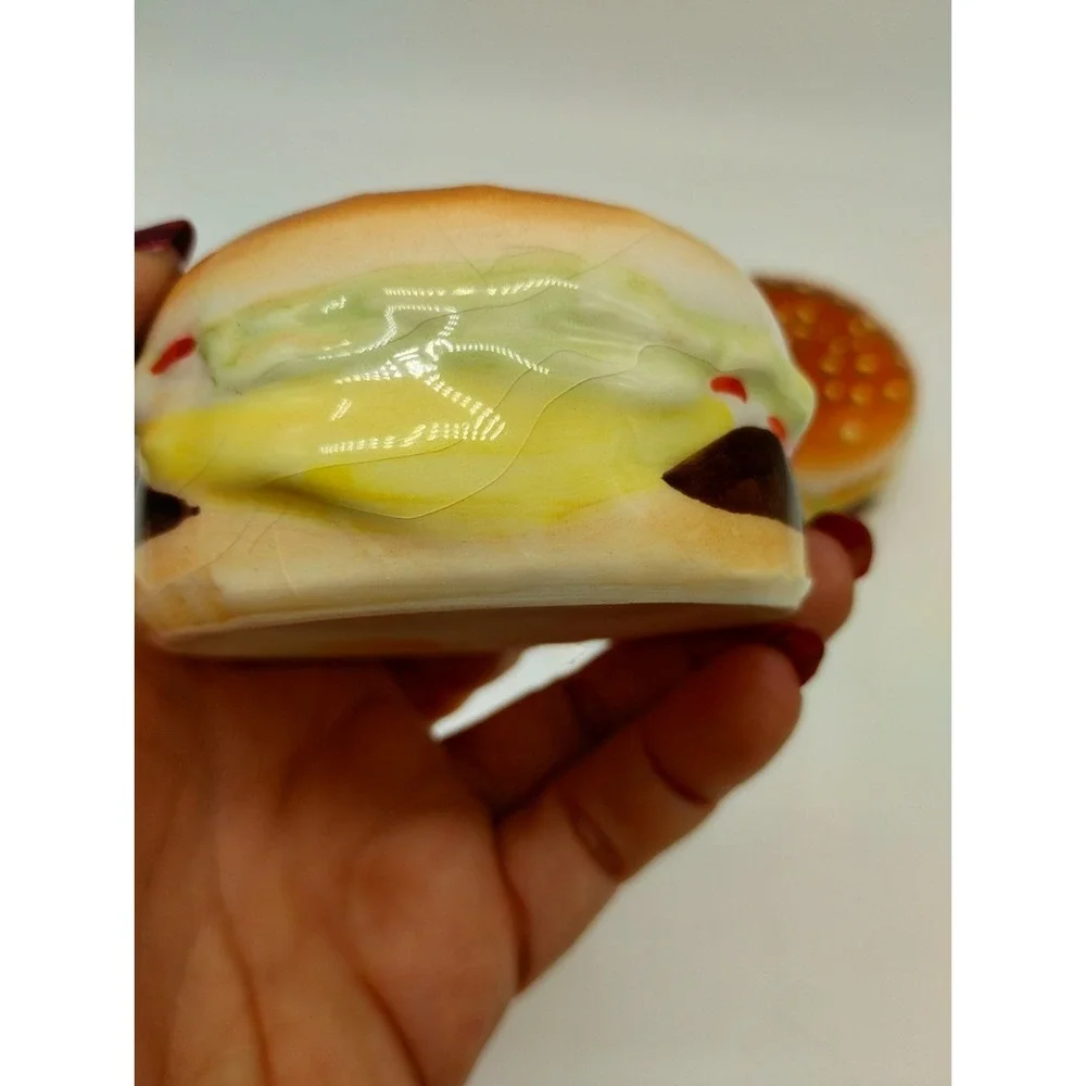 Ceramic Cheeseburgers Salt And Pepper Shakers Stoppers Intact